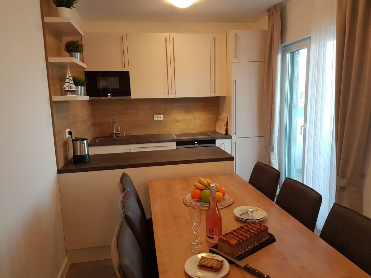 Apartment Aria Exclusive Petrcane Buitenkant foto